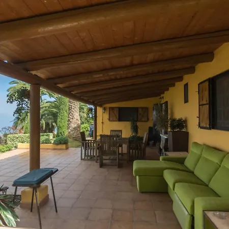 Paredones Farm - Private Pool - Garden * Santa Maria de Guia de Gran Canaria